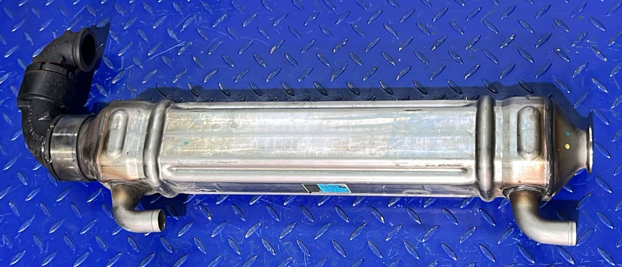 Mercedes Benz /DETROIT EGR OM926 A9261420679 (A9261420379) - מקרר EGR: תמונה 1 Mercedes Benz /DETROIT EGR OM926 A9261420679 (A9261420379) - מקרר EGR: תמונה 1