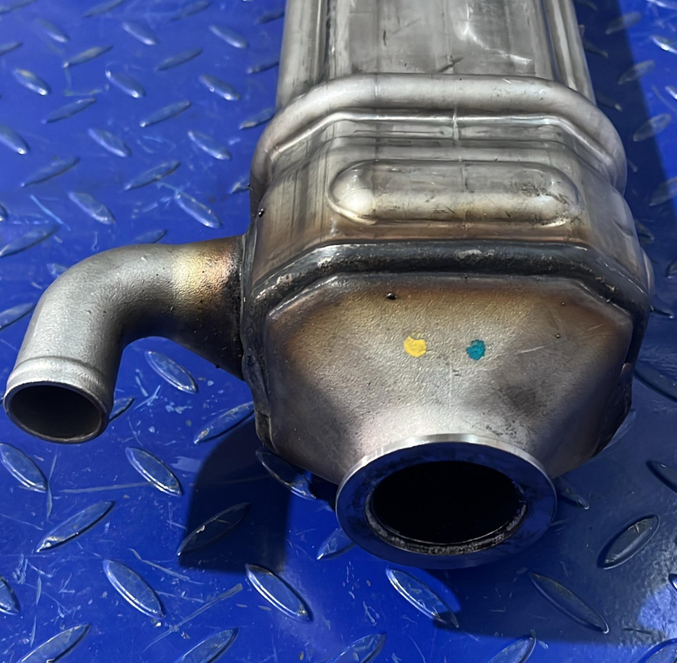 Mercedes Benz /DETROIT EGR OM926 A9261420679 (A9261420379) - מקרר EGR: תמונה 3 Mercedes Benz /DETROIT EGR OM926 A9261420679 (A9261420379) - מקרר EGR: תמונה 3