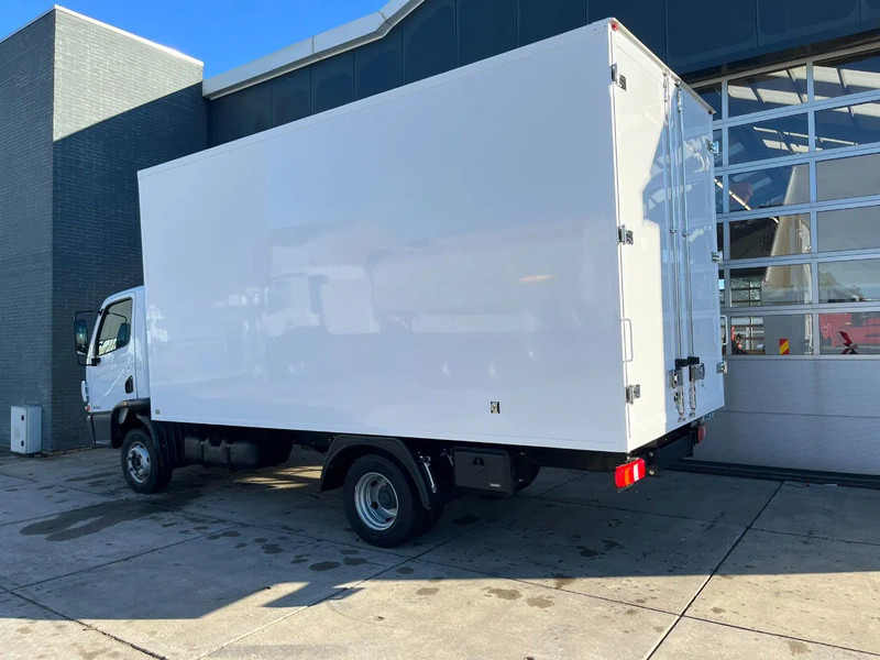 Mercedes-Benz Accelo 915 4x2 Closed Cargo Truck - משאית תיבה: תמונה 3 Mercedes-Benz Accelo 915 4x2 Closed Cargo Truck - משאית תיבה: תמונה 3