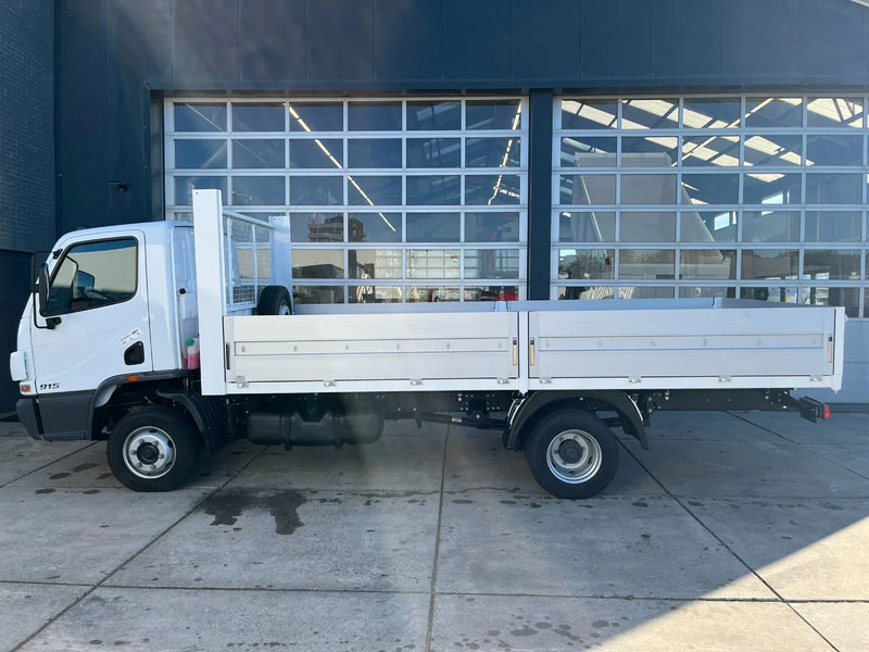 Mercedes-Benz Accelo 915 4x2 Flatbed with dropsides - משאית צד נופל/ שטוחה: תמונה 2 Mercedes-Benz Accelo 915 4x2 Flatbed with dropsides - משאית צד נופל/ שטוחה: תמונה 2