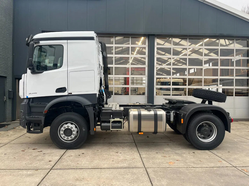 Mercedes-Benz Actros 2045 S 4x2 Tractor Head - יחידת טרקטור: תמונה 2 Mercedes-Benz Actros 2045 S 4x2 Tractor Head - יחידת טרקטור: תמונה 2