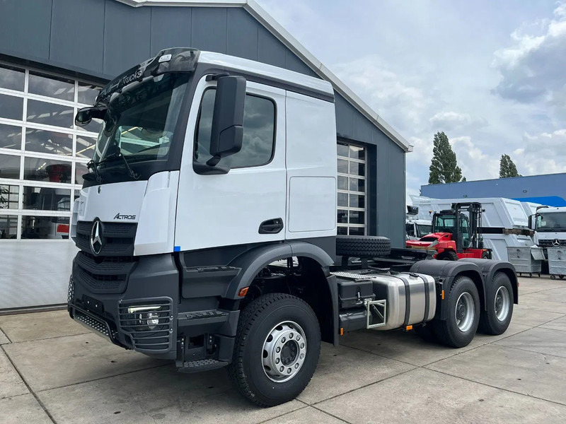 Mercedes-Benz Actros 3348 S 6x4 Tractor Head - יחידת טרקטור: תמונה 1 Mercedes-Benz Actros 3348 S 6x4 Tractor Head - יחידת טרקטור: תמונה 1