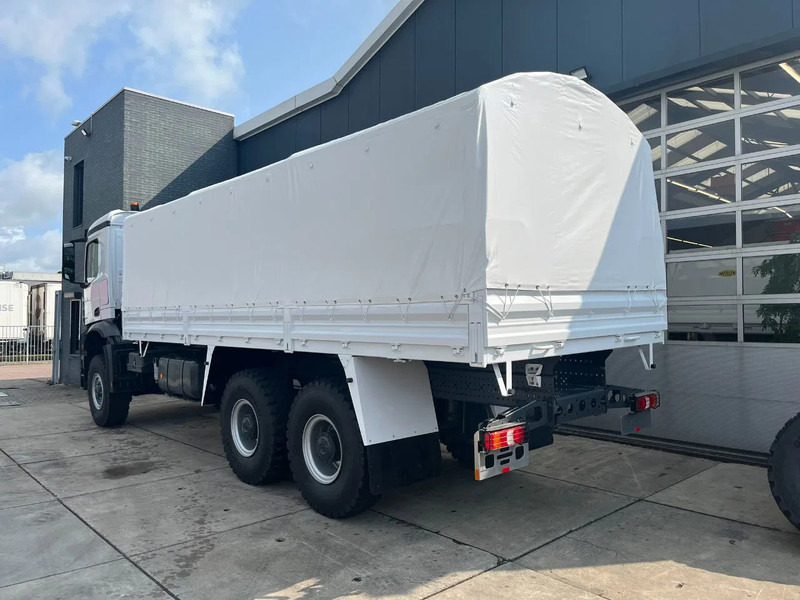 Mercedes-Benz Arocs 3340 A 6x6 Cargo Truck - משאית וילונות צד: תמונה 3 Mercedes-Benz Arocs 3340 A 6x6 Cargo Truck - משאית וילונות צד: תמונה 3