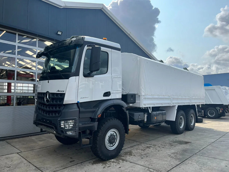 Mercedes-Benz Arocs 3340 A 6x6 Cargo Truck - משאית וילונות צד: תמונה 1 Mercedes-Benz Arocs 3340 A 6x6 Cargo Truck - משאית וילונות צד: תמונה 1
