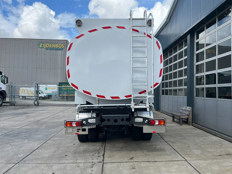 Mercedes-Benz Arocs 4040 6x6 Water Tank Truck - משאית מכל: תמונה 4 Mercedes-Benz Arocs 4040 6x6 Water Tank Truck - משאית מכל: תמונה 4