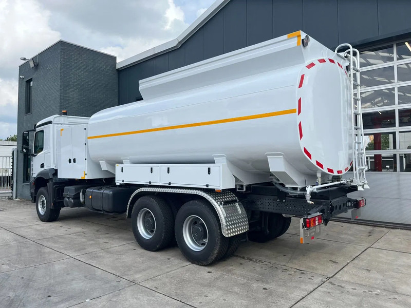 Mercedes-Benz Arocs 4040 6x6 Water Tank Truck - משאית מכל: תמונה 3 Mercedes-Benz Arocs 4040 6x6 Water Tank Truck - משאית מכל: תמונה 3