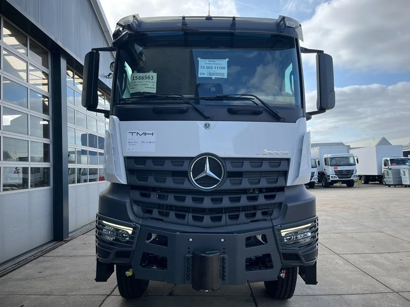 Mercedes-Benz Arocs 4058 AS 6x6 Tractor Head 180T Push Pull EURO-5 - יחידת טרקטור: תמונה 4 Mercedes-Benz Arocs 4058 AS 6x6 Tractor Head 180T Push Pull EURO-5 - יחידת טרקטור: תמונה 4