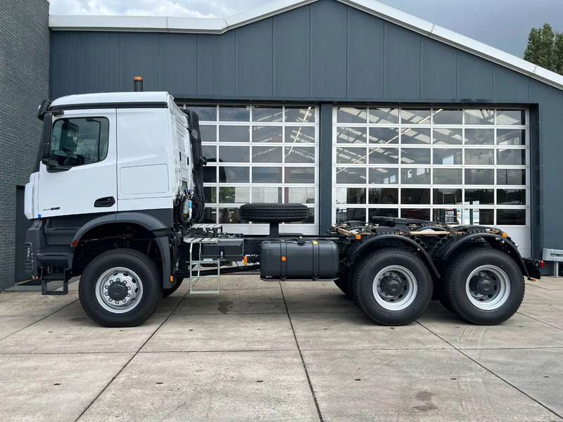 Mercedes-Benz Arocs 4058 AS 6x6 Tractor Head 180T Push Pull (Pre order) - יחידת טרקטור: תמונה 2 Mercedes-Benz Arocs 4058 AS 6x6 Tractor Head 180T Push Pull (Pre order) - יחידת טרקטור: תמונה 2