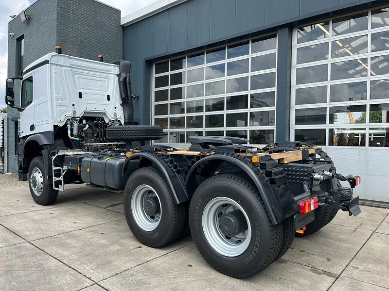 Mercedes-Benz Arocs 4058 AS 6x6 Tractor Head 180T Push Pull euro3 (Pre order) - יחידת טרקטור: תמונה 3 Mercedes-Benz Arocs 4058 AS 6x6 Tractor Head 180T Push Pull euro3 (Pre order) - יחידת טרקטור: תמונה 3