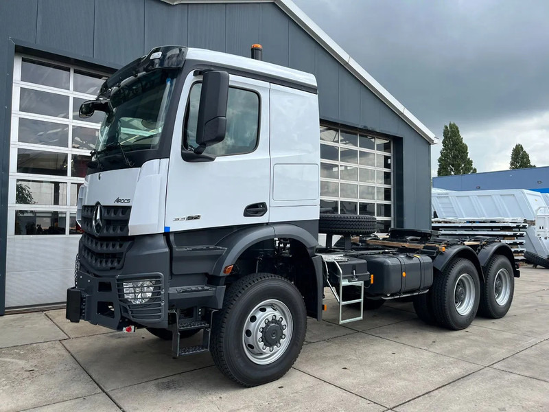 Mercedes-Benz Arocs 4058 AS 6x6 Tractor Head 180T Push Pull euro3 (Pre order) - יחידת טרקטור: תמונה 1 Mercedes-Benz Arocs 4058 AS 6x6 Tractor Head 180T Push Pull euro3 (Pre order) - יחידת טרקטור: תמונה 1