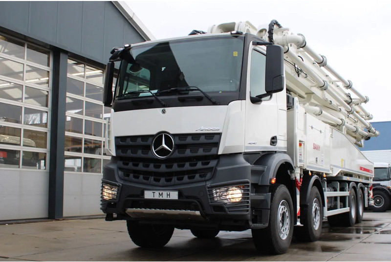 Mercedes-Benz Arocs 4840 8x4 Sany SY56 Concrete pump Build by Putzmeister - משאית משאבת בטון: תמונה 1 Mercedes-Benz Arocs 4840 8x4 Sany SY56 Concrete pump Build by Putzmeister - משאית משאבת בטון: תמונה 1