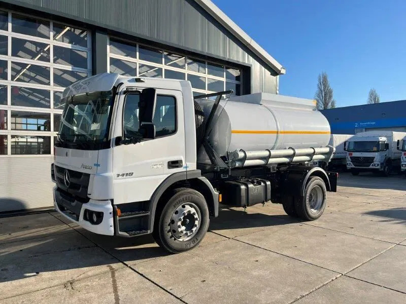 Mercedes-Benz Atego 1418 4x2 Fuel Tank Truck - משאית מכל: תמונה 1 Mercedes-Benz Atego 1418 4x2 Fuel Tank Truck - משאית מכל: תמונה 1