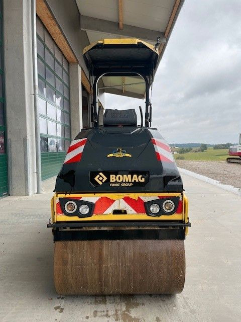 BOMAG BW 100 AC-5 - מכבש משולב: תמונה 3 BOMAG BW 100 AC-5 - מכבש משולב: תמונה 3