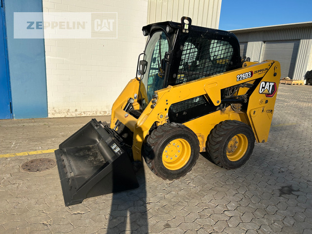 Cat 226D - מעמיס היגוי החלקה: תמונה 4 Cat 226D - מעמיס היגוי החלקה: תמונה 4