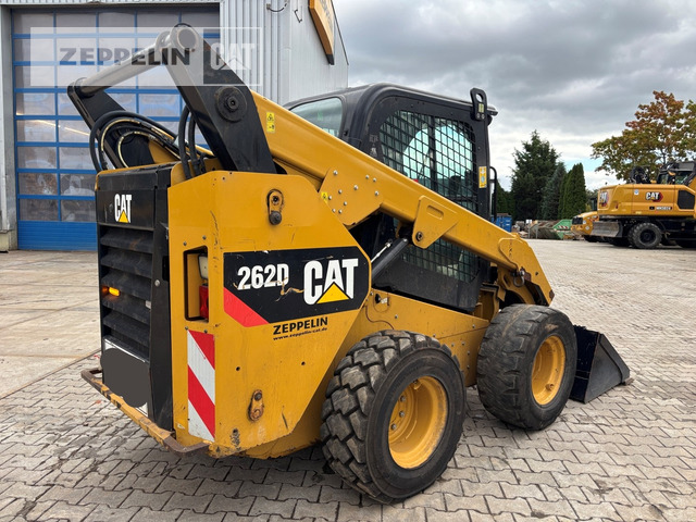 Cat 262D - מעמיס היגוי החלקה: תמונה 1 Cat 262D - מעמיס היגוי החלקה: תמונה 1