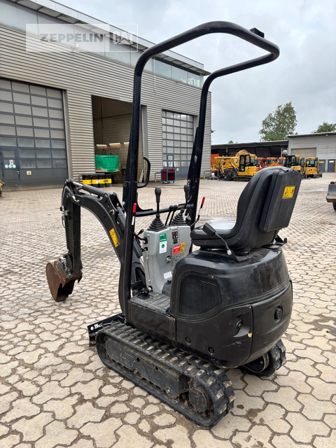 Cat 300.9D - מיני מחפר: תמונה 3 Cat 300.9D - מיני מחפר: תמונה 3