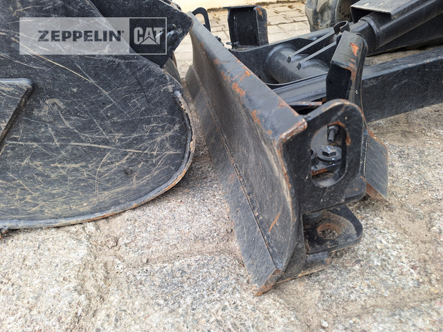מיני מחפר Cat 301.6-05A: תמונה 17