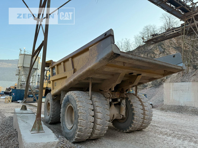 Cat 775E - משאית סלעים/ מסיר פסולת קשיח: תמונה 4 Cat 775E - משאית סלעים/ מסיר פסולת קשיח: תמונה 4