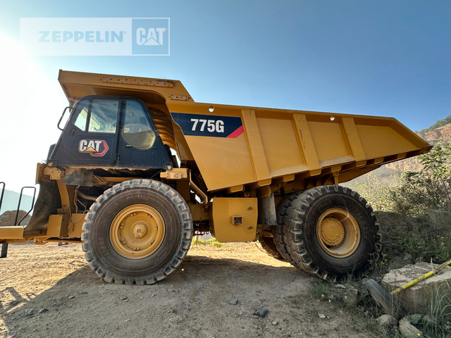 Cat 775G - משאית סלעים/ מסיר פסולת קשיח: תמונה 2 Cat 775G - משאית סלעים/ מסיר פסולת קשיח: תמונה 2
