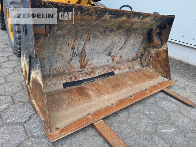 Cat 906-14 - מעמיס גלגלים: תמונה 5 Cat 906-14 - מעמיס גלגלים: תמונה 5