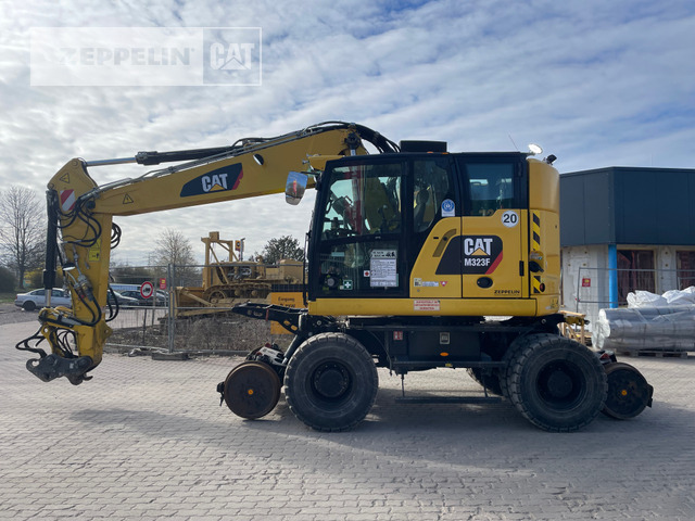 Cat M323F - מחפר: תמונה 2 Cat M323F - מחפר: תמונה 2