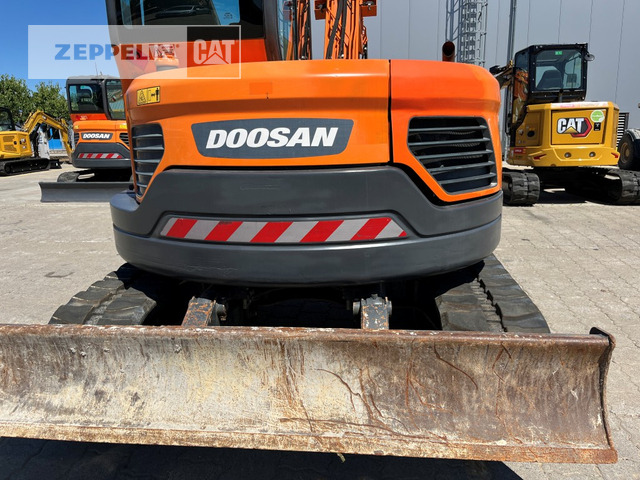 Doosan DX85R-3 - מיני מחפר: תמונה 4 Doosan DX85R-3 - מיני מחפר: תמונה 4