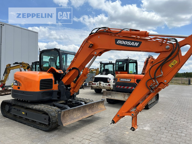 Doosan DX85R-3 - מיני מחפר: תמונה 3 Doosan DX85R-3 - מיני מחפר: תמונה 3