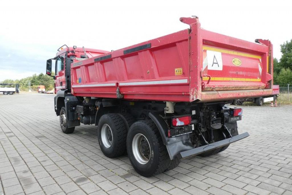 MAN TG-S 26.440 6x6 3-Achs Allradkipper Meiller - מזהיר: תמונה 3 MAN TG-S 26.440 6x6 3-Achs Allradkipper Meiller - מזהיר: תמונה 3