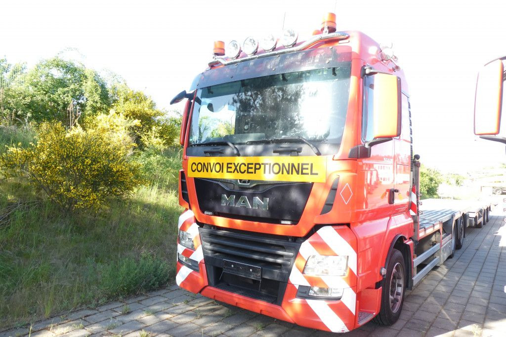 MAN TG-X 24.500 6x2-4 LL-U Pritsche Maschinentranspo - משאית הובלה אוטומטית: תמונה 4 MAN TG-X 24.500 6x2-4 LL-U Pritsche Maschinentranspo - משאית הובלה אוטומטית: תמונה 4