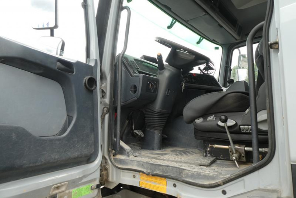 MERCEDES-BENZ Actros 3235 B 8x4 Betonmischer Stetter 9m³ -Deutsch - משאית: תמונה 4 MERCEDES-BENZ Actros 3235 B 8x4 Betonmischer Stetter 9m³ -Deutsch - משאית: תמונה 4