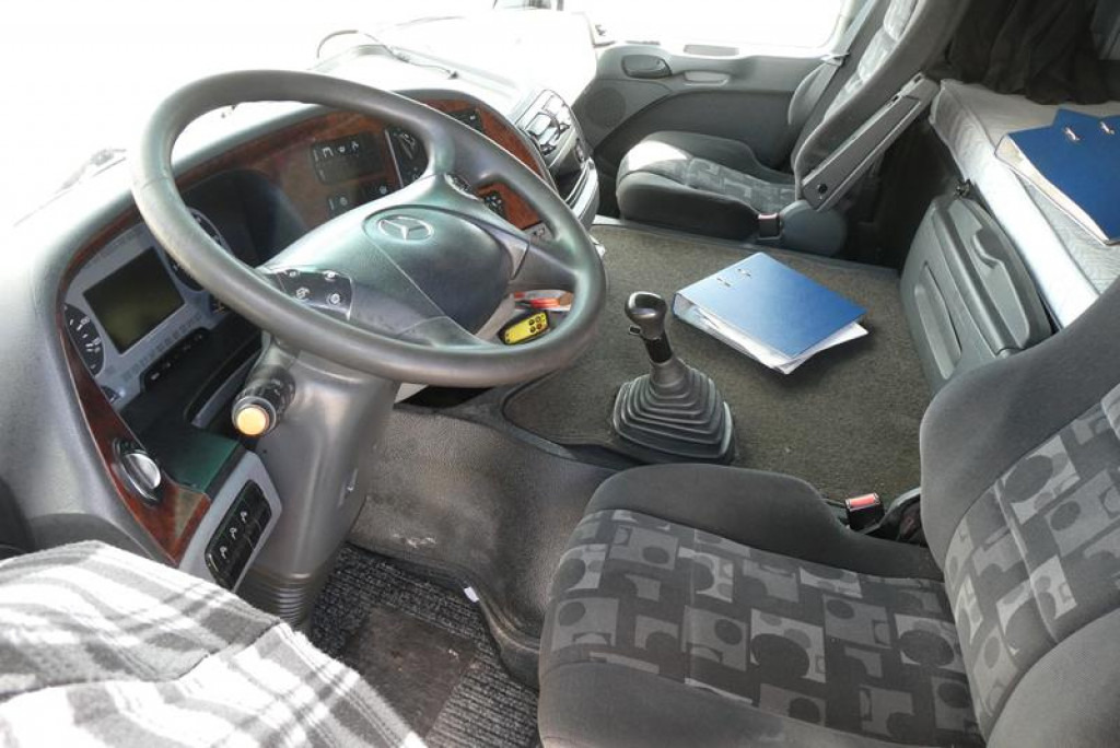 MERCEDES-BENZ Actros 4160 SLT 8x4 4 SZM TITAN -155to.-!! - יחידת טרקטור: תמונה 4 MERCEDES-BENZ Actros 4160 SLT 8x4 4 SZM TITAN -155to.-!! - יחידת טרקטור: תמונה 4