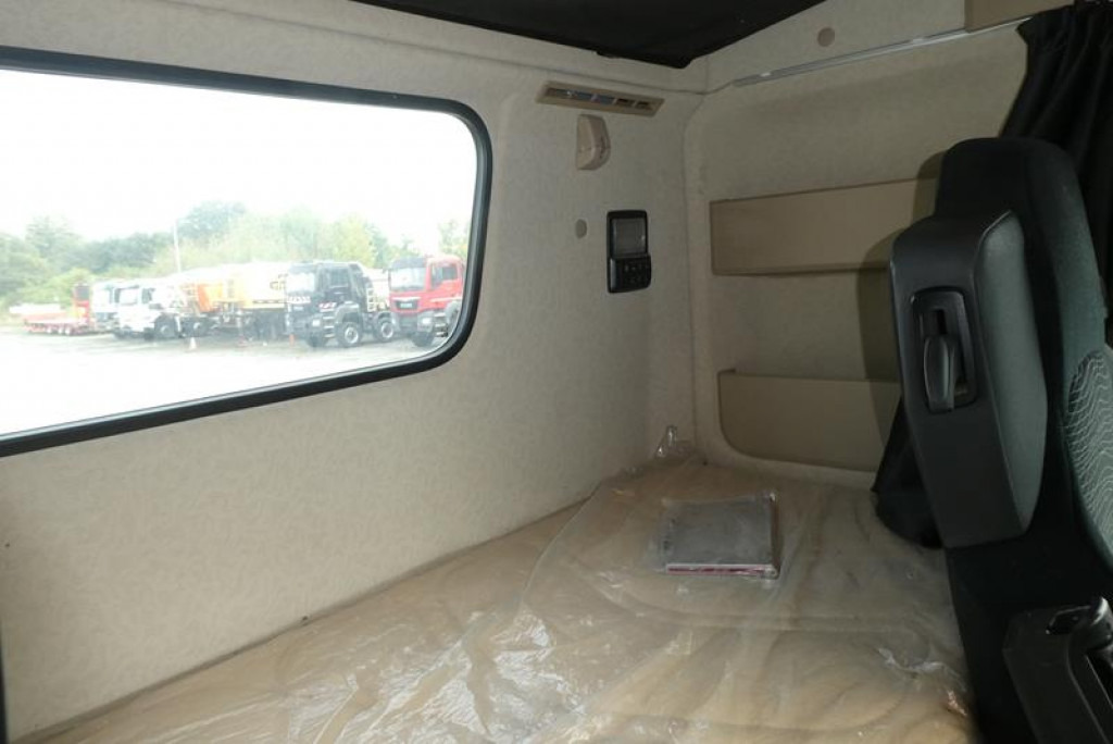 MERCEDES-BENZ Actros neu 2546 L 6x2 Abrollkipper Lenk-Lift Achse - משאית הרמת וו: תמונה 3 MERCEDES-BENZ Actros neu 2546 L 6x2 Abrollkipper Lenk-Lift Achse - משאית הרמת וו: תמונה 3