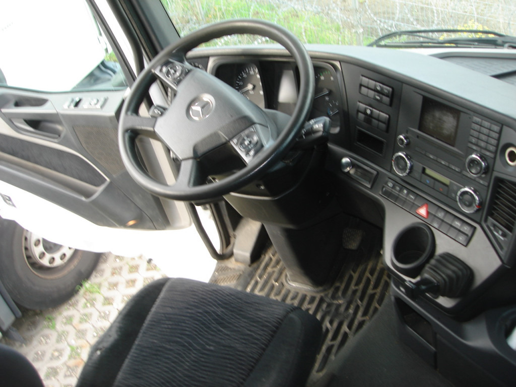 משאית צד נופל/ שטוחה, משאית מנוף MERCEDES-BENZ Antos 2543 L 6x2 Pritsche Heckkran: תמונה 6