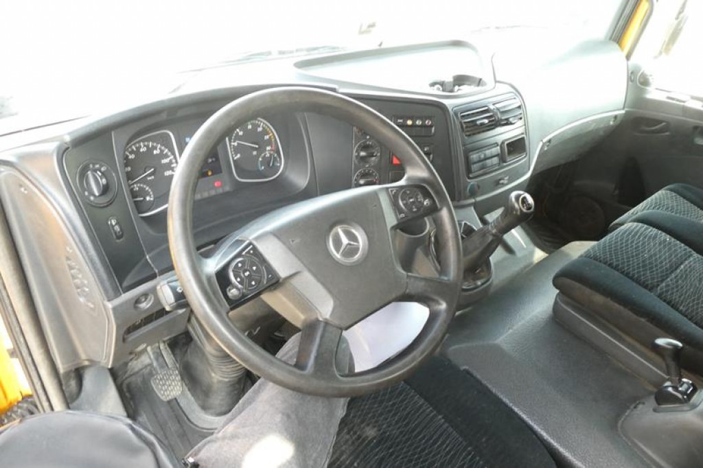 MERCEDES-BENZ Atego 1224 K 2-Achs Kipper Kran 2x Hdr Ausschub Greiferst. - מזהיר, משאית מנוף: תמונה 4 MERCEDES-BENZ Atego 1224 K 2-Achs Kipper Kran 2x Hdr Ausschub Greiferst. - מזהיר, משאית מנוף: תמונה 4
