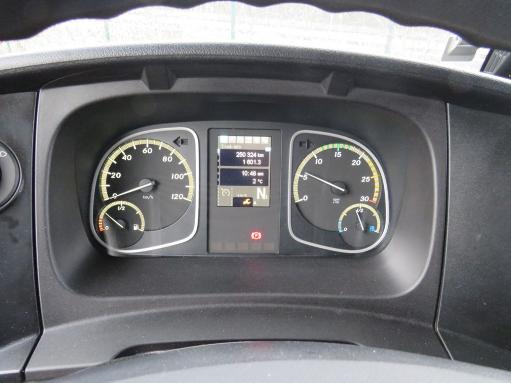 MERCEDES-BENZ Atego 1527 L Pritsche LBW - משאית וילונות צד: תמונה 3 MERCEDES-BENZ Atego 1527 L Pritsche LBW - משאית וילונות צד: תמונה 3