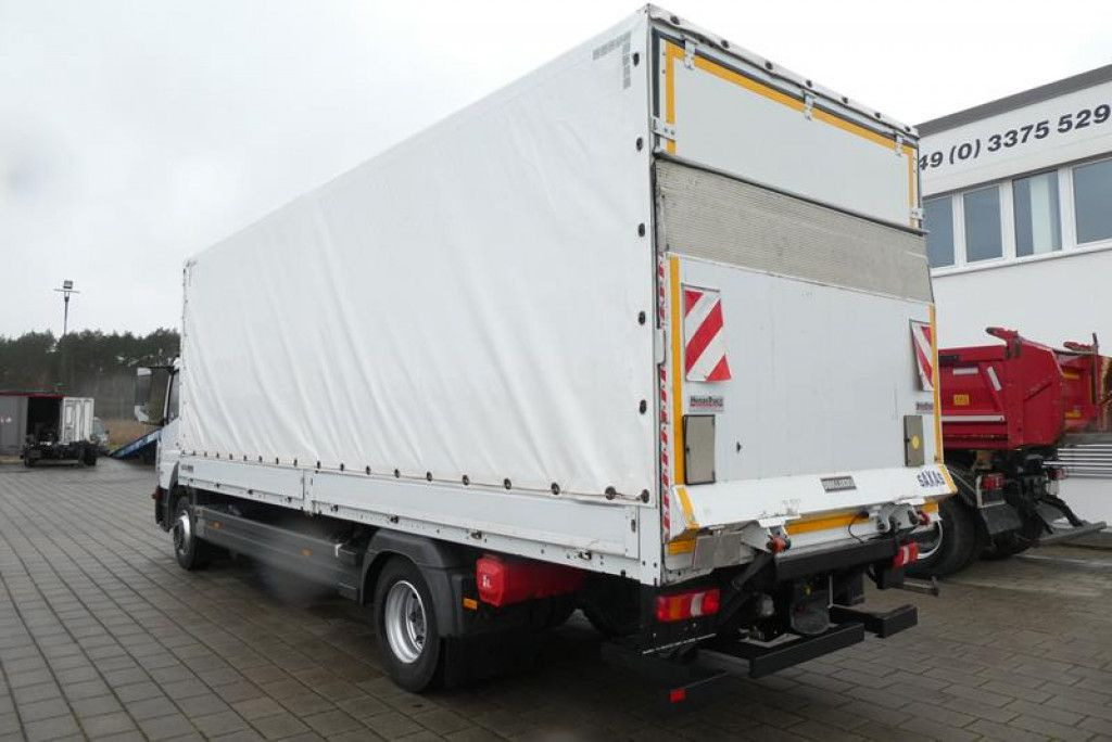 Mercedes-Benz Atego 1527 L Pritsche LBW - משאית וילונות צד: תמונה 4 Mercedes-Benz Atego 1527 L Pritsche LBW - משאית וילונות צד: תמונה 4