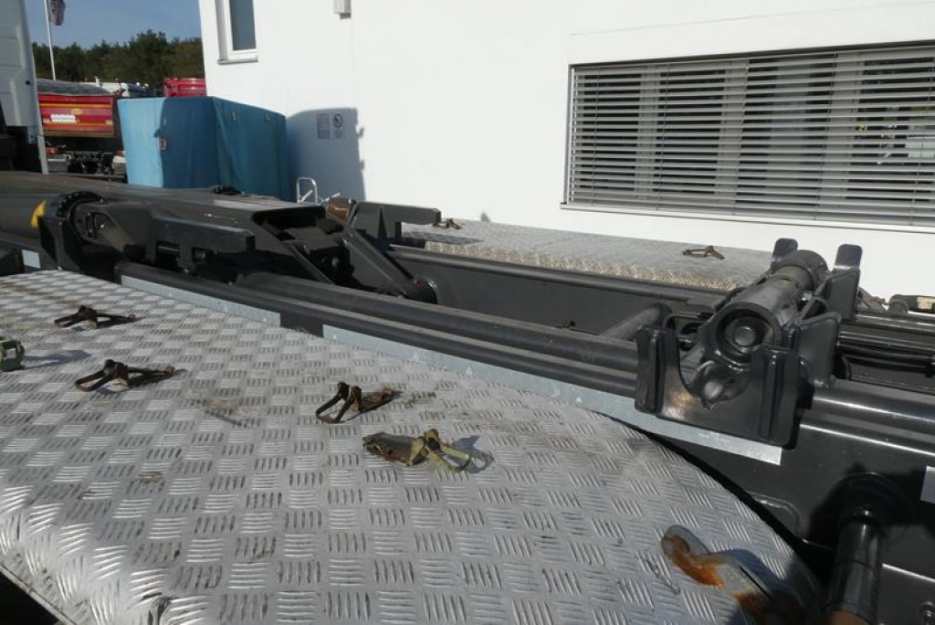 VOLVO (S) Truck FH 460 Abrollkipper Meiller 20.70, Funk - משאית הרמת וו: תמונה 2 VOLVO (S) Truck FH 460 Abrollkipper Meiller 20.70, Funk - משאית הרמת וו: תמונה 2