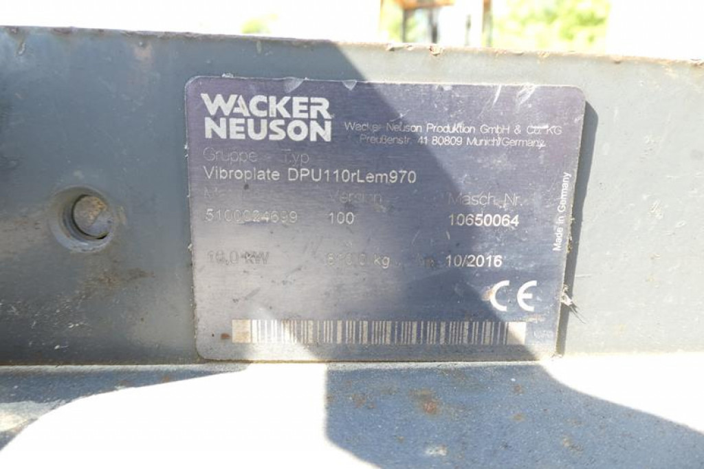 Wacker Neuson SE Rüttelplatte DPU 110rLem970 Baumaschine inkl. Fernbedienung - לוח רטט: תמונה 4 Wacker Neuson SE Rüttelplatte DPU 110rLem970 Baumaschine inkl. Fernbedienung - לוח רטט: תמונה 4