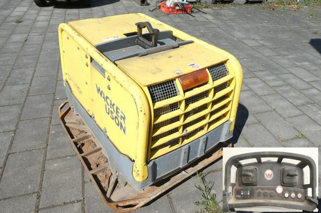 Wacker Rüttelplatte DPU 110rLem970 Baumaschine inkl. Fe - לוח רטט: תמונה 1 Wacker Rüttelplatte DPU 110rLem970 Baumaschine inkl. Fe - לוח רטט: תמונה 1