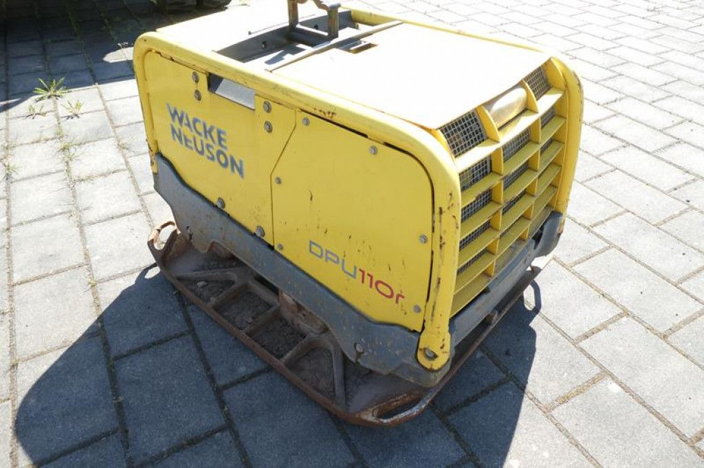 Wacker Rüttelplatte DPU 110rLem970 Baumaschine inkl. Fe - לוח רטט: תמונה 2 Wacker Rüttelplatte DPU 110rLem970 Baumaschine inkl. Fe - לוח רטט: תמונה 2