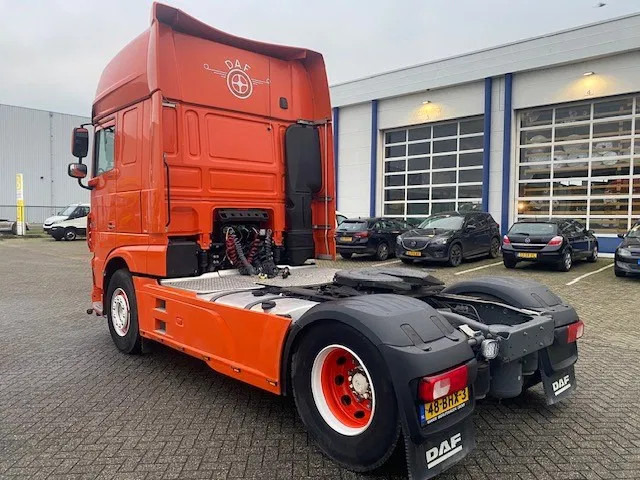 DAF XF 460 super space cab , euro 6, showtruck - יחידת טרקטור: תמונה 4 DAF XF 460 super space cab , euro 6, showtruck - יחידת טרקטור: תמונה 4