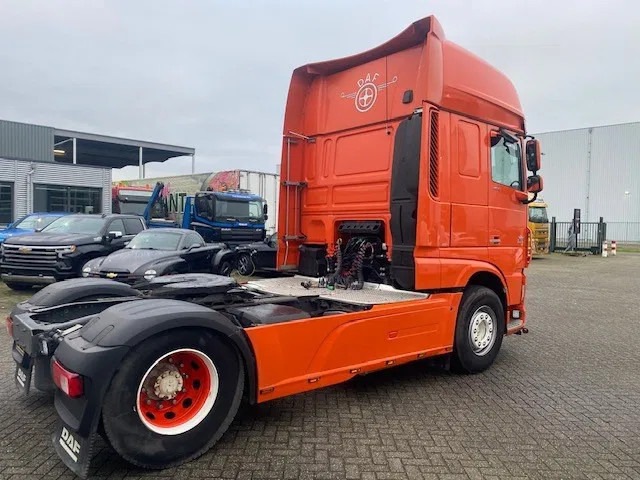 DAF XF 460 super space cab , euro 6, showtruck - יחידת טרקטור: תמונה 3 DAF XF 460 super space cab , euro 6, showtruck - יחידת טרקטור: תמונה 3