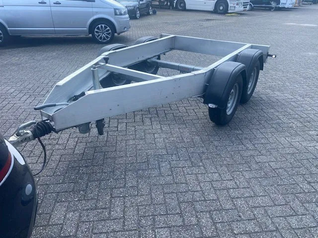 Diversen Bolle . 2 asser aanhangwagen voor kogelkoppeling 3500 kg - קרון נגרר שלדה: תמונה 1 Diversen Bolle . 2 asser aanhangwagen voor kogelkoppeling 3500 kg - קרון נגרר שלדה: תמונה 1