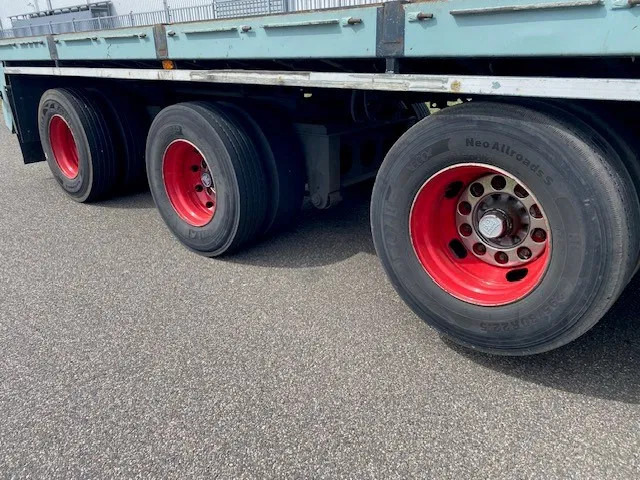 הַחכָּרָה Floor robuuste vlakke oplegger ,uitschuifbaar, ,stuurassen, 20 mtr met stalen bodem/frame. kranenprofiel. Floor robuuste vlakke oplegger ,uitschuifbaar, ,stuurassen, 20 mtr met stalen bodem/frame. kranenprofiel.: תמונה 7