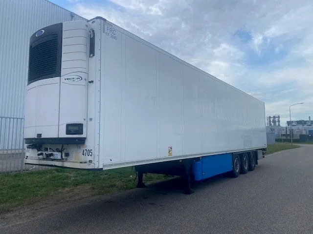 Schmitz Cargobull 2 temp, SCB 53B koelvries met carrier vector 1950MT met tussenwand , 2 verdampers - סמיטריילר עם קירור: תמונה 1 Schmitz Cargobull 2 temp, SCB 53B koelvries met carrier vector 1950MT met tussenwand , 2 verdampers - סמיטריילר עם קירור: תמונה 1