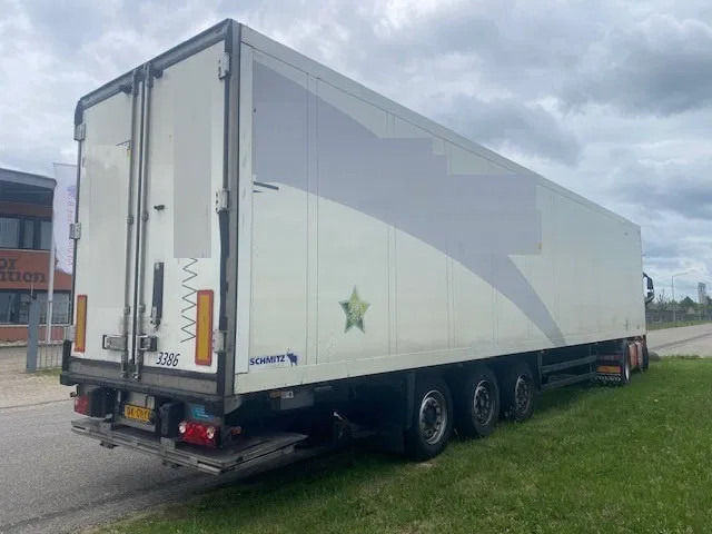 Schmitz Cargobull sko koelvries met carrier vector motor, saf assen disc brakes, 2 x lift , tuv gultig - סמיטריילר עם קירור: תמונה 2 Schmitz Cargobull sko koelvries met carrier vector motor, saf assen disc brakes, 2 x lift , tuv gultig - סמיטריילר עם קירור: תמונה 2