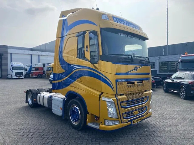 Volvo FH 13.460 low deck trekker, XL cabine, euro 6 , showstaat - יחידת טרקטור: תמונה 2 Volvo FH 13.460 low deck trekker, XL cabine, euro 6 , showstaat - יחידת טרקטור: תמונה 2