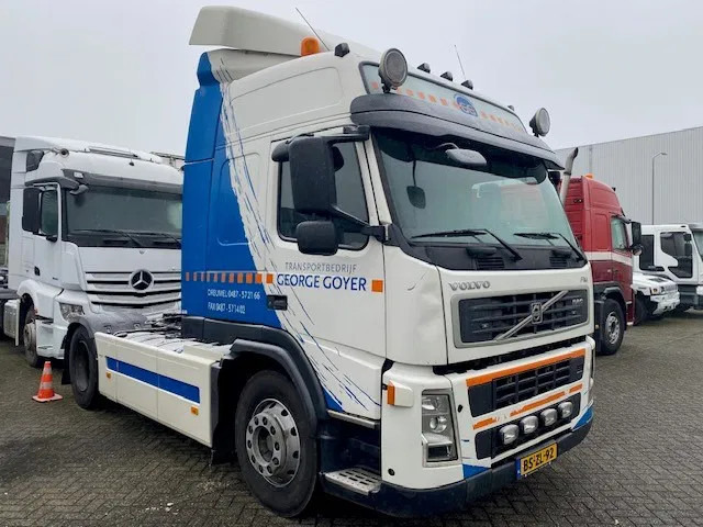 Volvo FM 400 globetrotter trekker - יחידת טרקטור: תמונה 2 Volvo FM 400 globetrotter trekker - יחידת טרקטור: תמונה 2