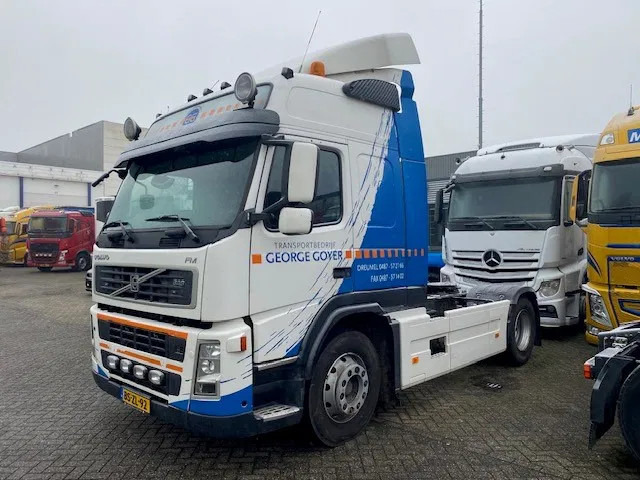 Volvo FM 400 globetrotter trekker - יחידת טרקטור: תמונה 1 Volvo FM 400 globetrotter trekker - יחידת טרקטור: תמונה 1