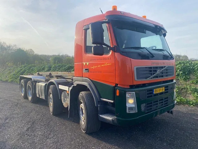 Volvo FM 440 8x4 ,containersysteem, handgeschakeld, luchtvering, naafreductie... - משאית מערכת כבלים: תמונה 2 Volvo FM 440 8x4 ,containersysteem, handgeschakeld, luchtvering, naafreductie... - משאית מערכת כבלים: תמונה 2
